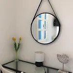 Eliza & Mike's Paros 로갈라스