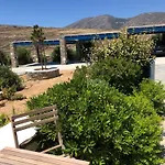 펜션 Eliza & Mike's Paros 로갈라스