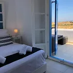 Eliza & Mike's Paros 펜션