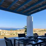 Eliza & Mike's Paros 펜션 로갈라스