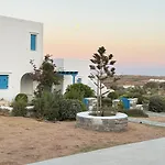Eliza & Mike's Paros Prázdninový dům *