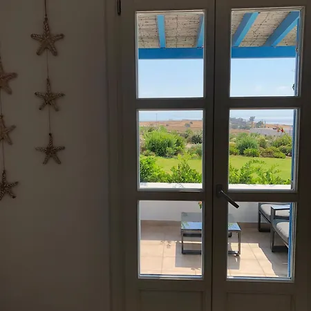 Eliza & Mike's Villa *