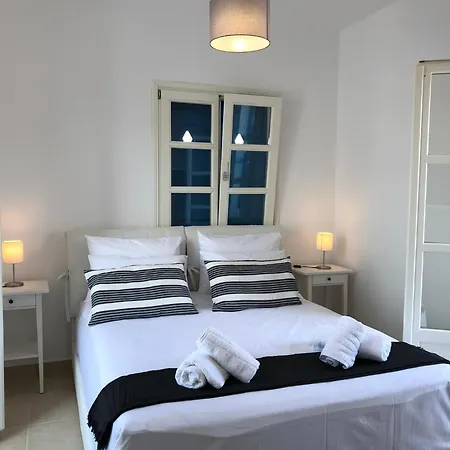 Дом отдыха Eliza & Mike's Paros