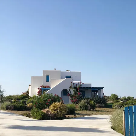 Eliza & Mike's Paros بيت للعطل *