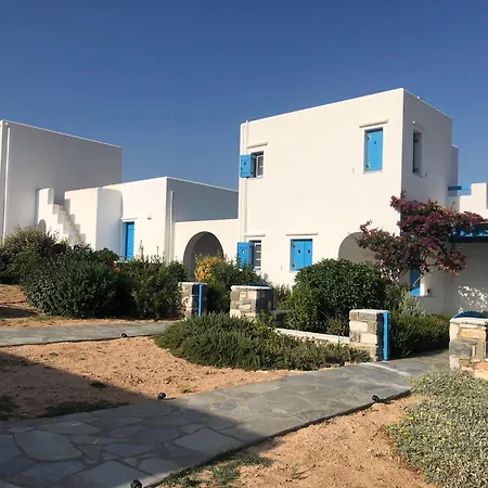 Eliza & Mike's Villa *