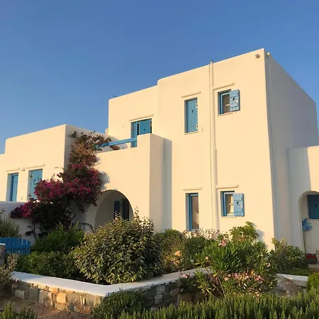 Eliza & Mike's Paros * لوغاراس