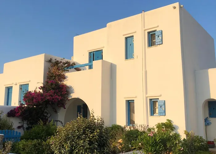 Eliza&mike's Paros * Logaras